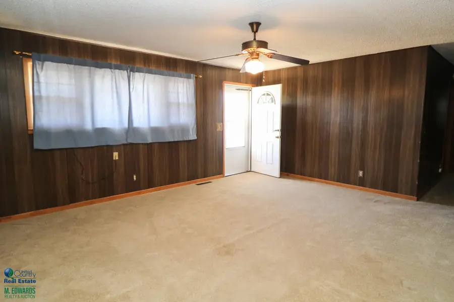 404 Wilson Street, Sudan, TX 79371 - Image #2