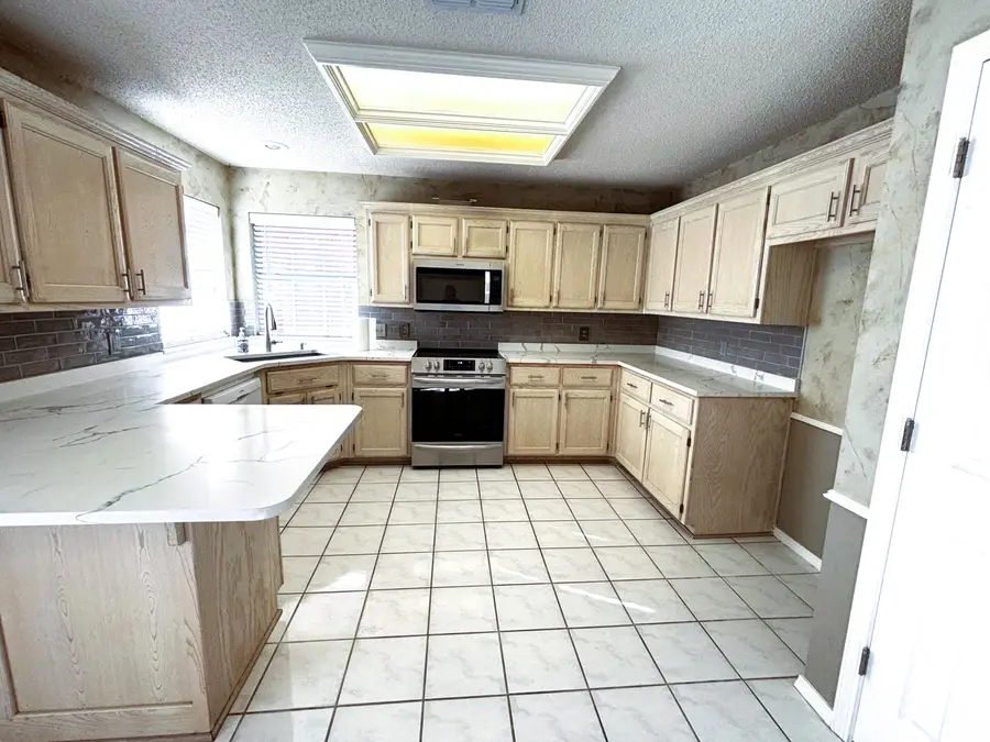 5422 69th Street, Lubbock, TX 79424 - #3