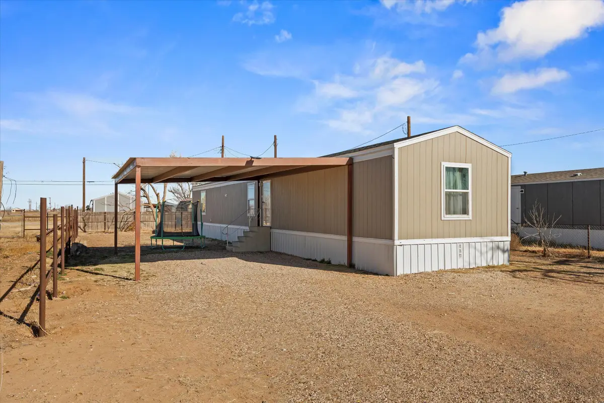 1403 W Monroe Street, Levelland, TX 79336 - Image #1