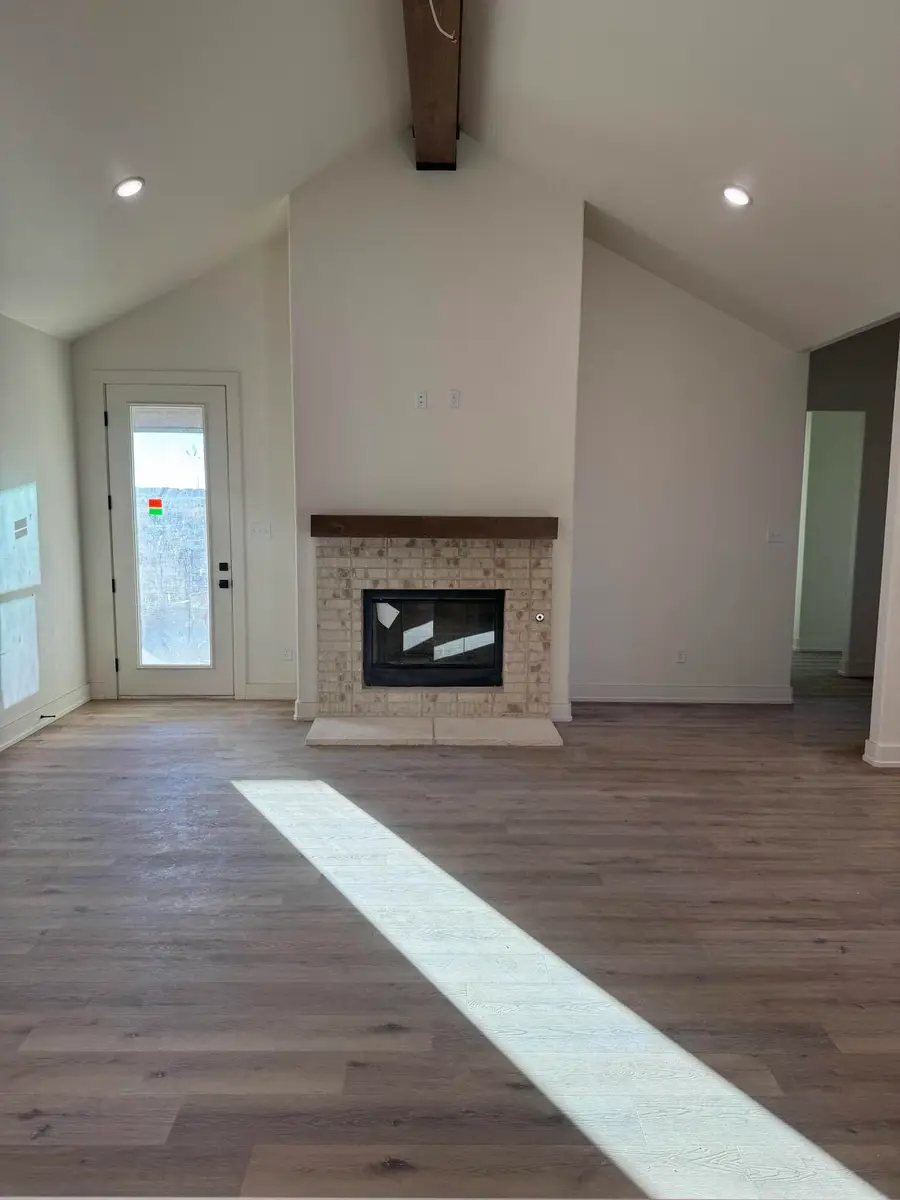 1213 N 6th Street, Wolfforth, TX 79382 - #3