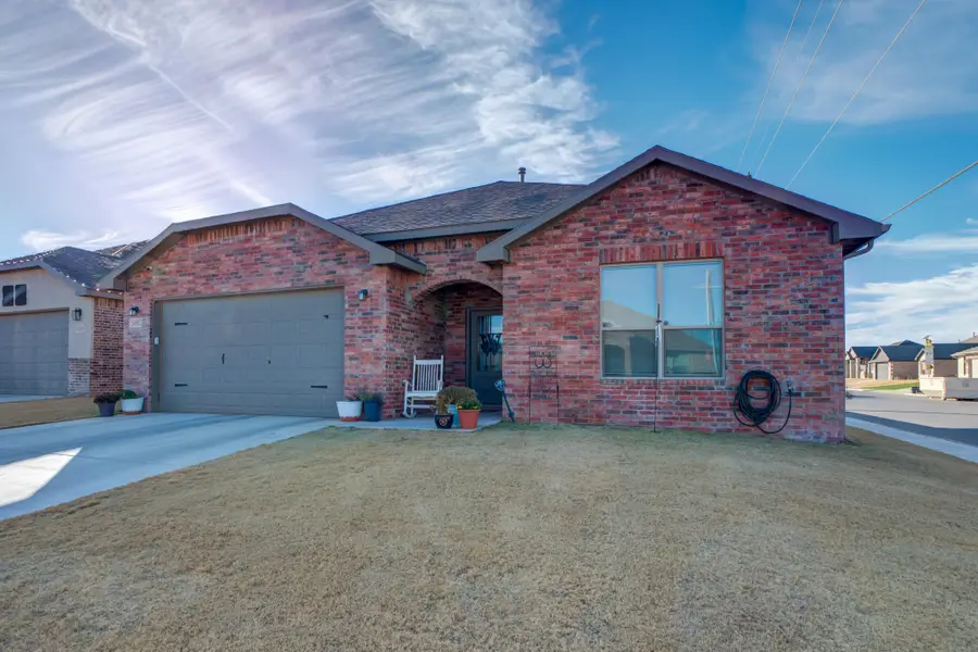 5802 Winfield Avenue, Lubbock, TX 79407 - Image #2