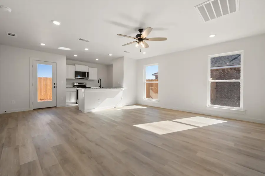 2208 Corpus Avenue, Wolfforth, TX 79382 - #3