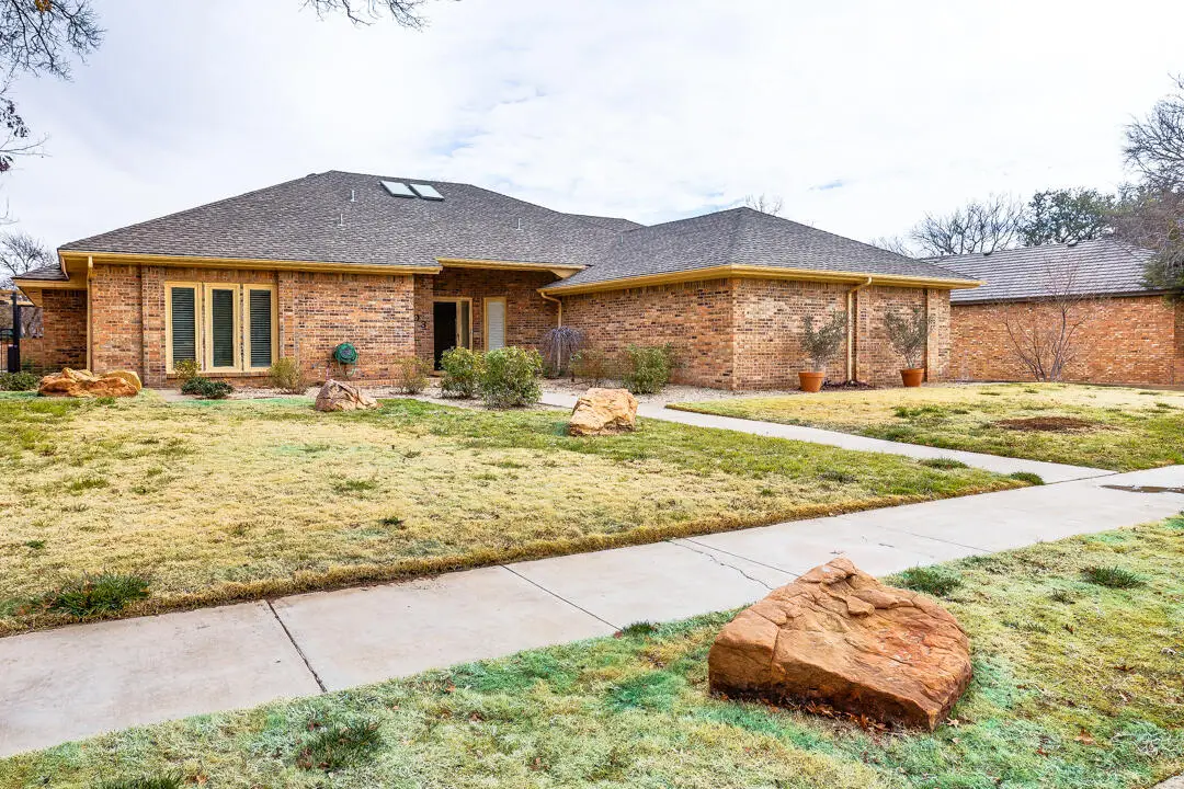 9303 Salisbury Avenue, Lubbock, TX 79424 - Image #1