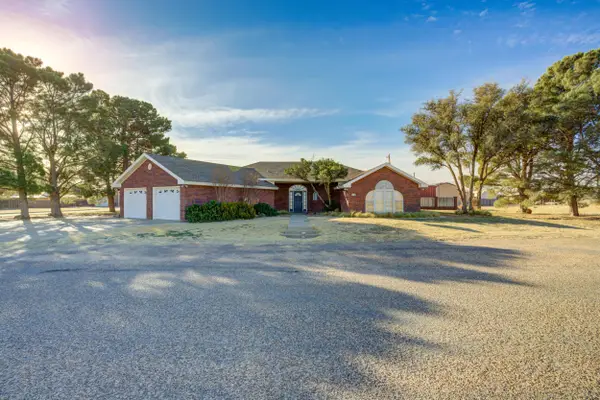 801 19th Street, Seagraves, TX 79359