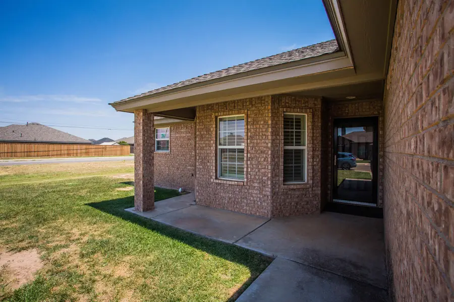 9801 Iola Avenue, Lubbock, TX 79424 - #2