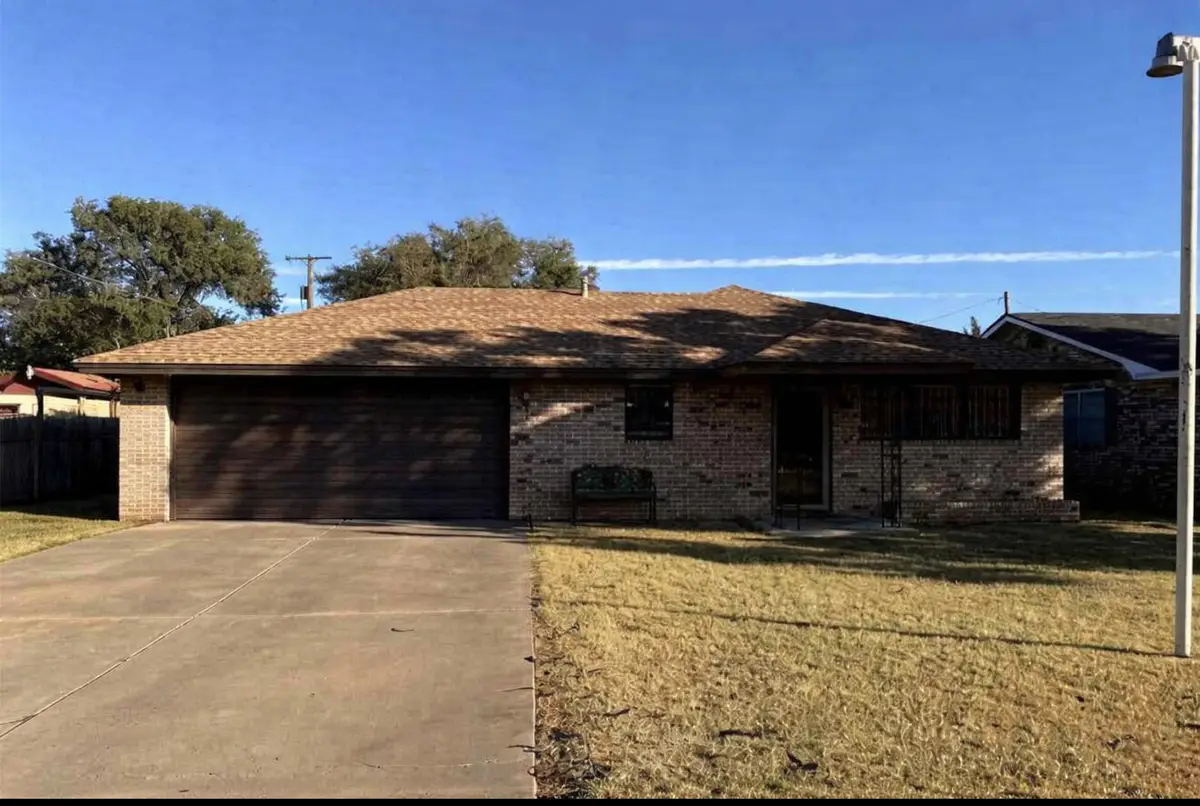 1304 1st Street, Lubbock, TX 79401 - Image #1