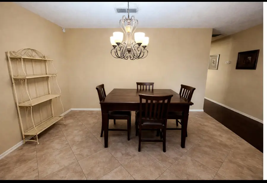 1304 1st Street, Lubbock, TX 79401 - Image #3