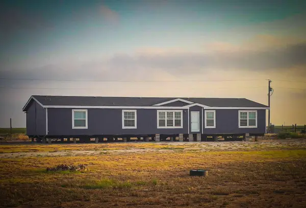 6879 Pr Prairie N, Shallowater, TX 79363