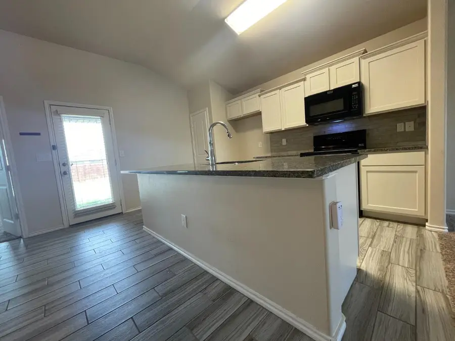 7513 103rd Street, Lubbock, TX 79424 - #3