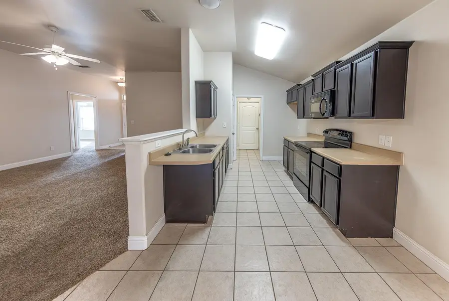 5504 110th Street, Lubbock, TX 79424 - #3