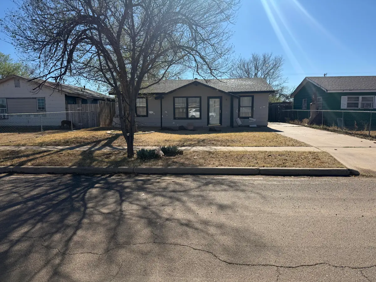 2722 E 7th Street, Lubbock, TX 79403 - Image #1