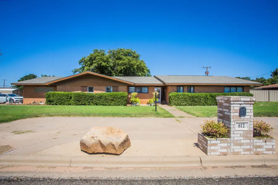 812 1st Street, Abernathy, TX 79311 - #2