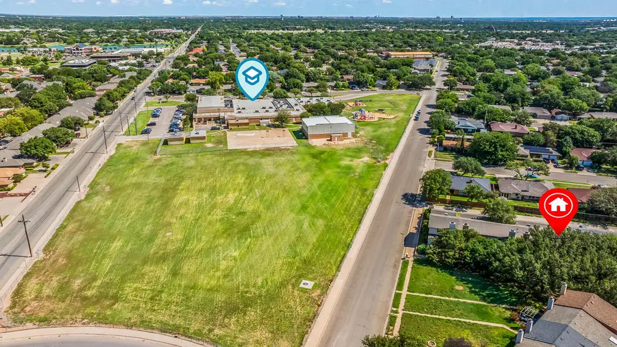 8633 Knoxville Drive, Lubbock, TX 79423 - #2