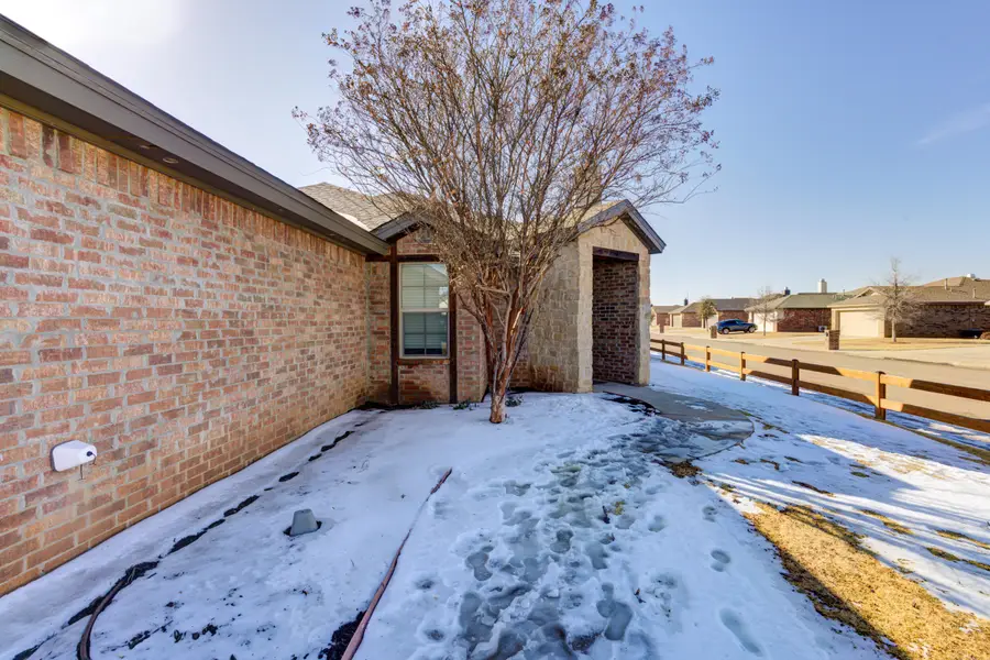7902 Avenue L, Lubbock, TX 79423 - #3