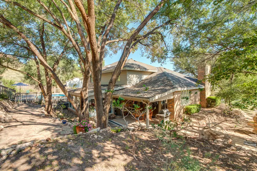 109 S Lakeshore Drive, Ransom Canyon, TX 79366 - #2