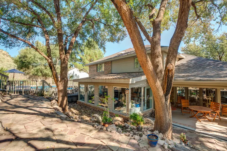 109 S Lakeshore Drive, Ransom Canyon, TX 79366 - #3