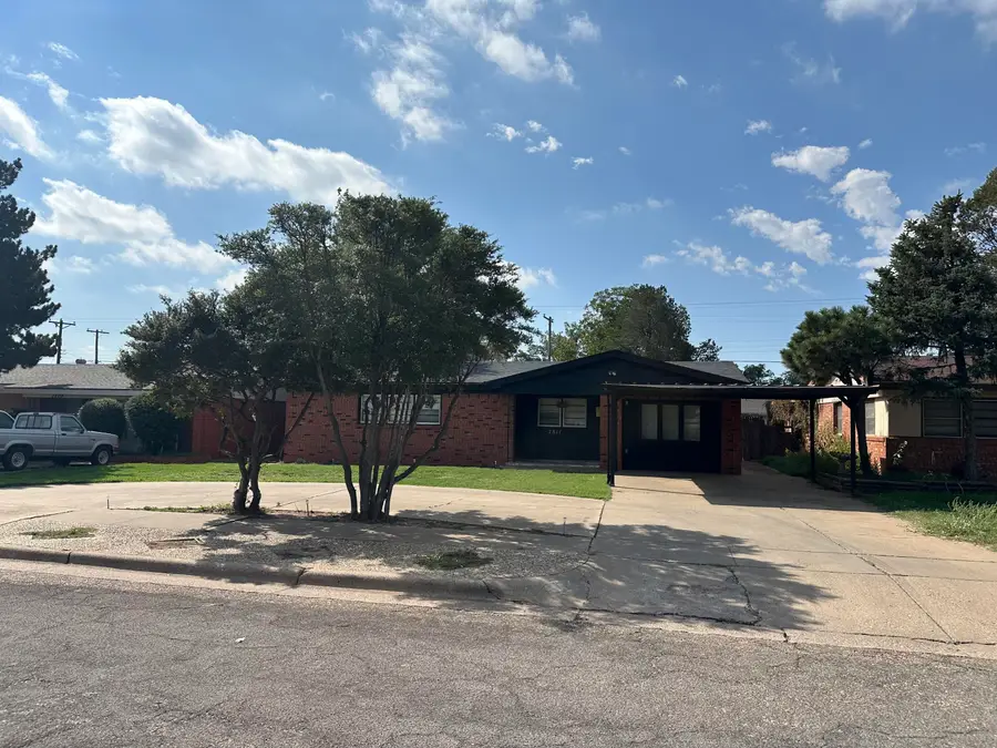 2518 32nd Street, Lubbock, TX 79410 - #3