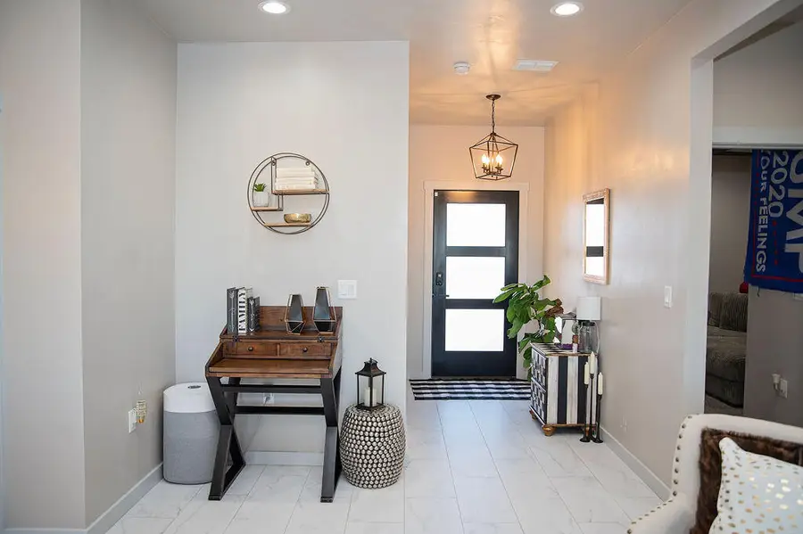 308 W 5th Street, Denver City, TX 79323 - #3