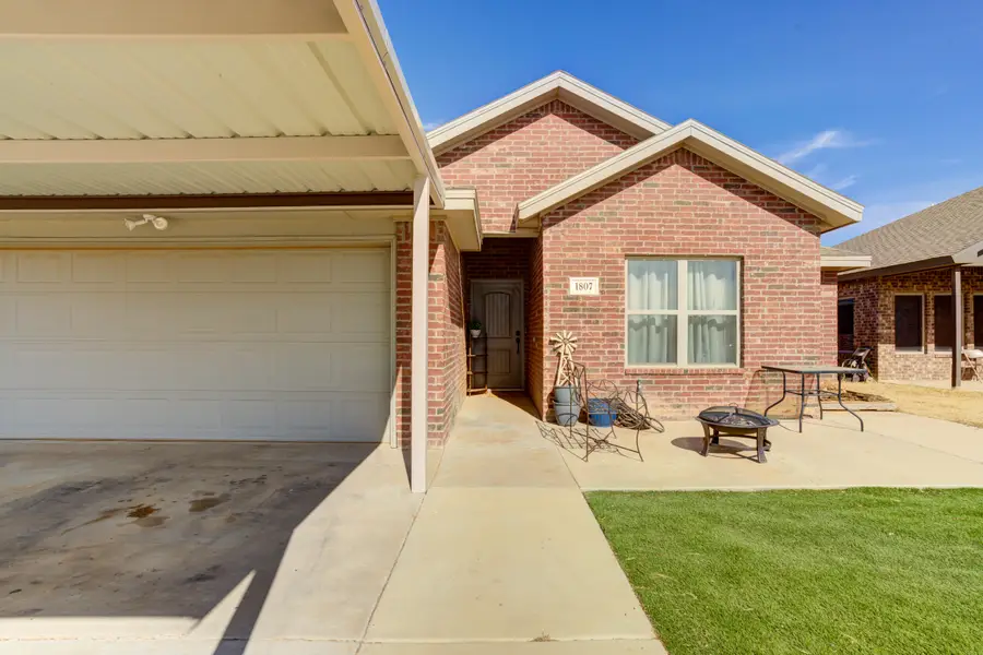 1807 E Grinnel Street, Lubbock, TX 79403 - #3