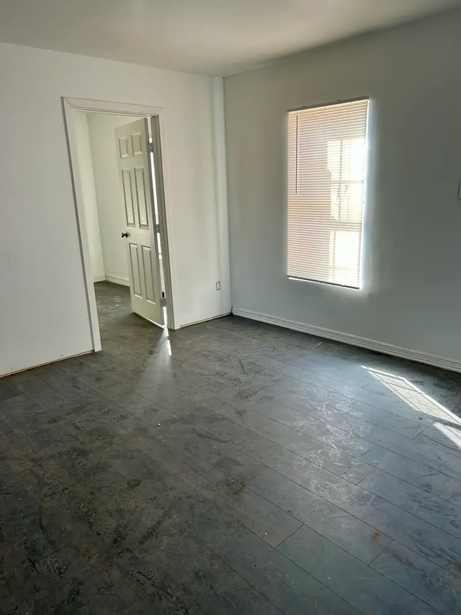 1705 Avenue S, Lubbock, TX 79401 - #2