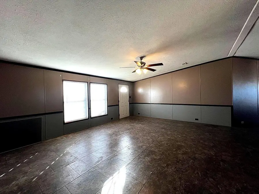 4941 Cactus Drive, Levelland, TX 79336 - #3