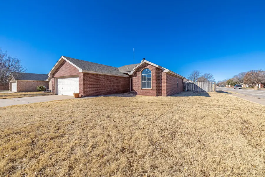 9702 Vernon Avenue, Lubbock, TX 79423 - #2