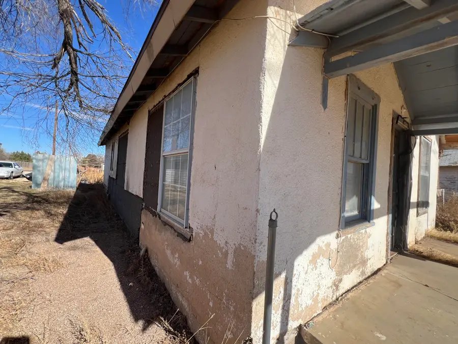 340 W Panhandle Street, Slaton, TX 79364 - #3