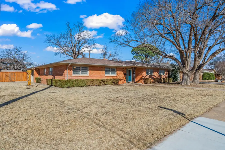 2136 52nd Street, Lubbock, TX 79412 - #2