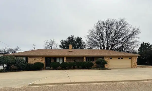 918 W 8th Street, Idalou, TX 79329