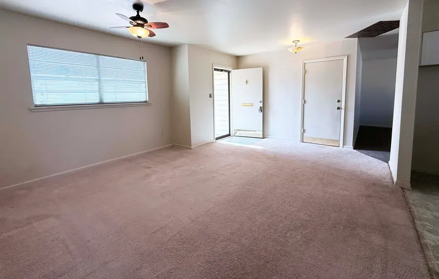 1706 W Avenue E, Muleshoe, TX 79347 - #2