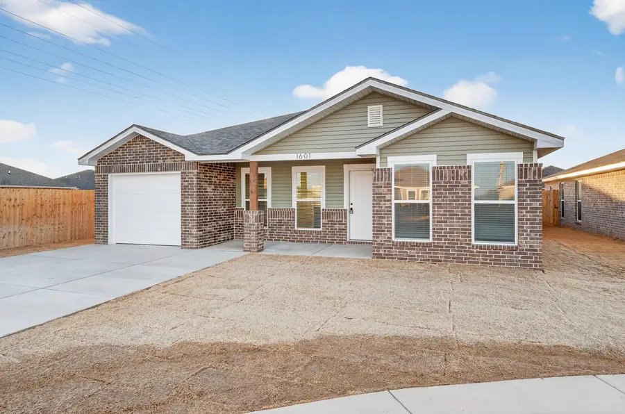 1601 N Clinton Avenue, Lubbock, TX 79416 - #2