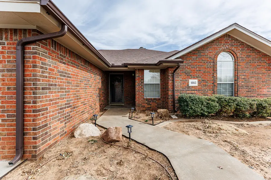 1003 Justice Avenue, Lubbock, TX 79416 - #2