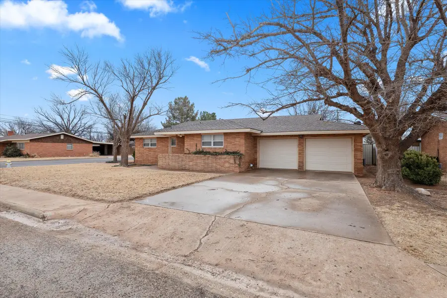 401 N 21st Place, Lamesa, TX 79331 - #2