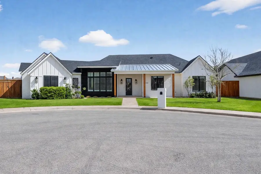 10101 Saratoga Avenue, Lubbock, TX 79424 - #2