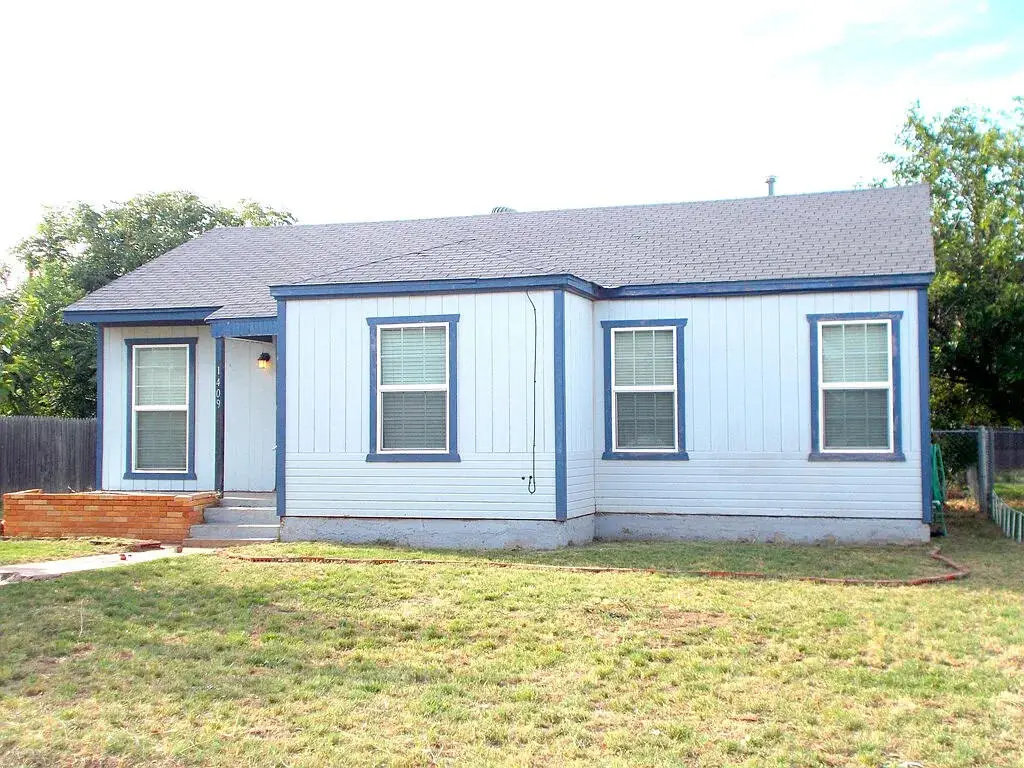 1409 E 11th Place, Big Spring, TX 79720 - #1