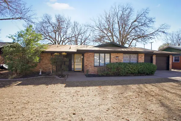 3827 52nd Street, Lubbock, TX 79413