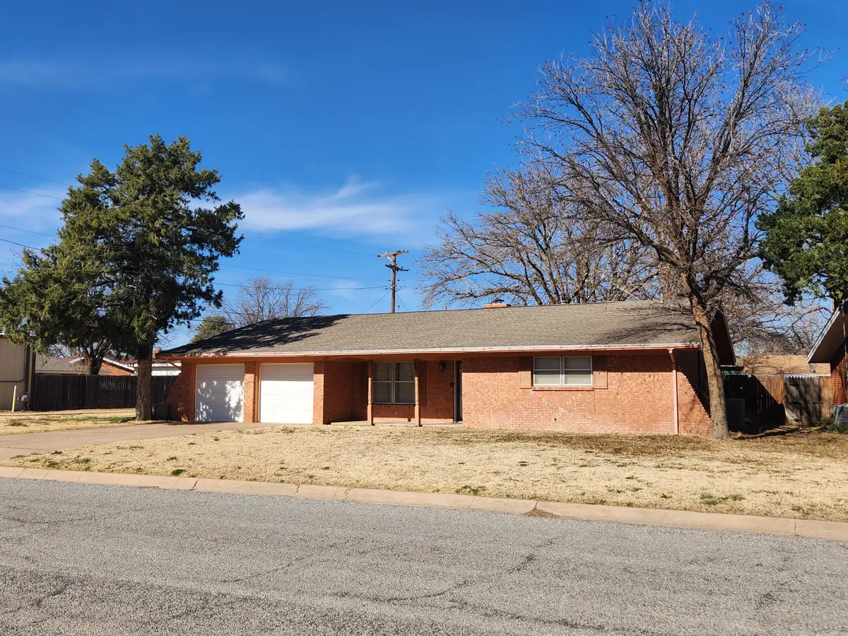 301 E 20th Street, Littlefield, TX 79339 - #1
