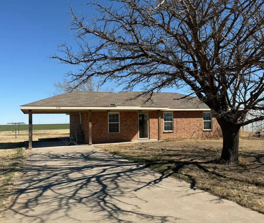 1307 Avenue A, Olton, TX 79064 - #3