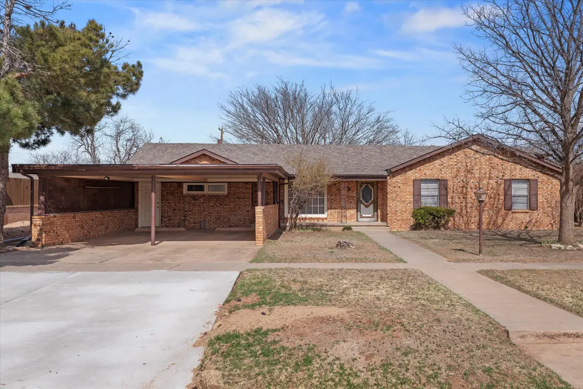 908 W Main Street, Post, TX 79356 - #1