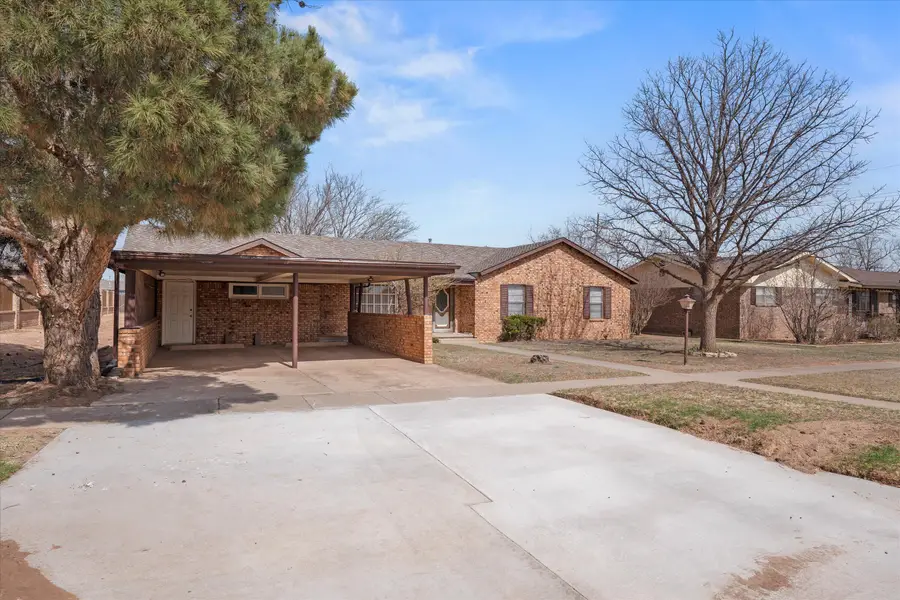 908 W Main Street, Post, TX 79356 - #2