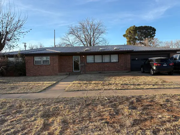 1214 E Broadway Street, Brownfield, TX 79316