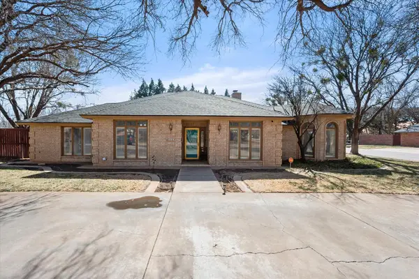 2429 N 1st Street, Tahoka, TX 79373