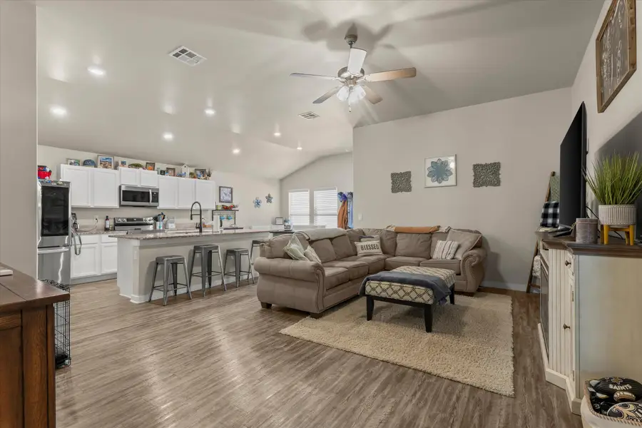 3310 Viola Avenue, Lubbock, TX 79407 - #3