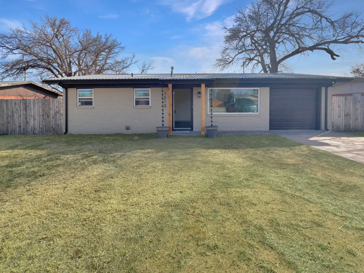 1212 9th Street, Shallowater, TX 79363 - #1