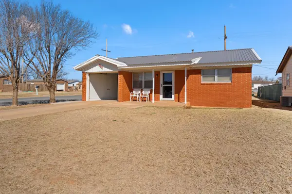 420 7th Street, Wolfforth, TX 79382