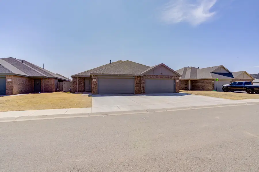 1404 17th Street, Shallowater, TX 79363 - #3