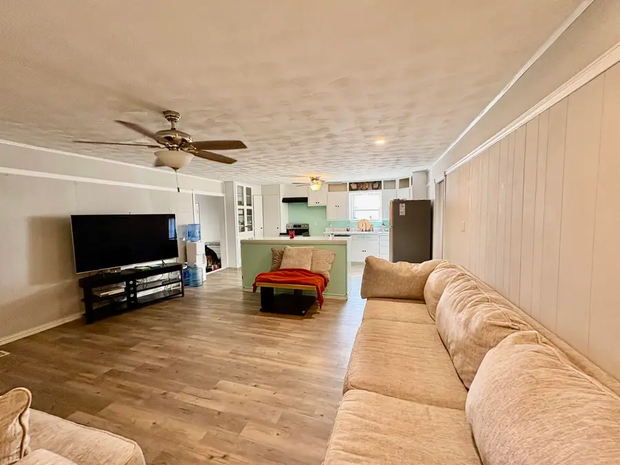 702 E Lake Street, Brownfield, TX 79316 - #3