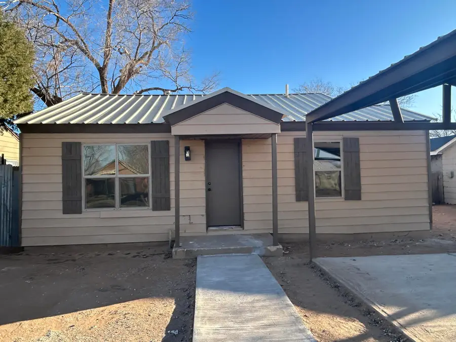 1206 12th Street, Levelland, TX 79336 - #2