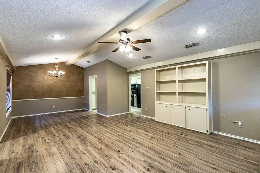 5809 2nd Street, Lubbock, TX 79416 - #3