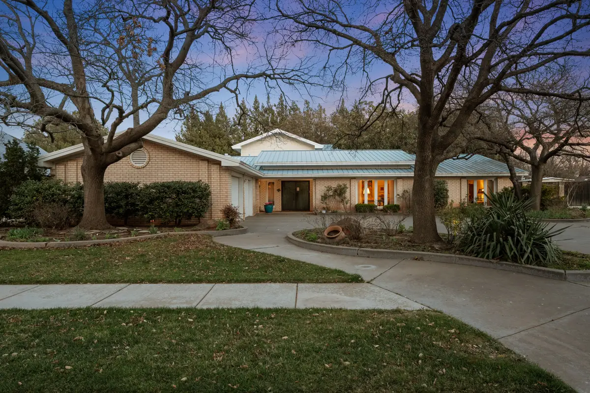 305 Wayne Avenue, Lubbock, TX 79416 - #1